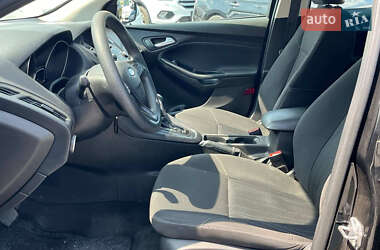 Седан Ford Focus 2015 в 
