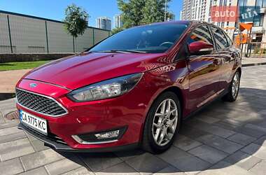 Седан Ford Focus 2015 в 