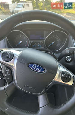 Универсал Ford Focus 2012 в 