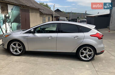 Хэтчбек Ford Focus 2015 в 