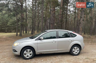 Хэтчбек Ford Focus 2009 в 