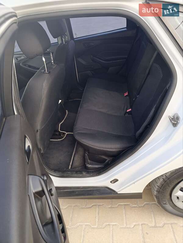 Седан Ford Focus 2013 в Лановцах