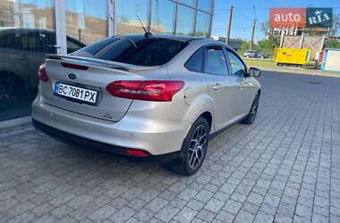 Седан Ford Focus 2017 в 
