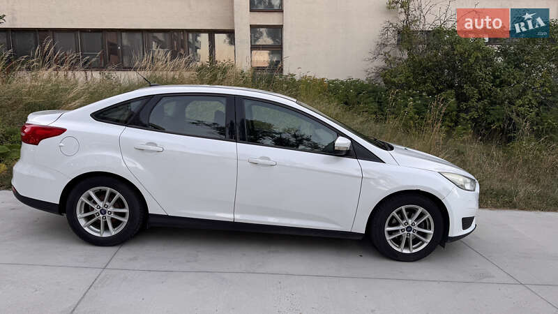 Седан Ford Focus 2016 в Броварах