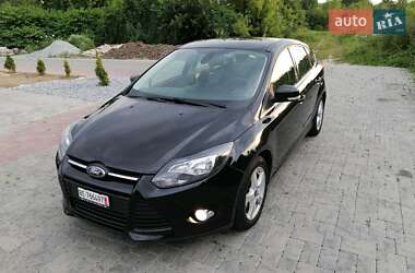 Хетчбек Ford Focus 2013 в 