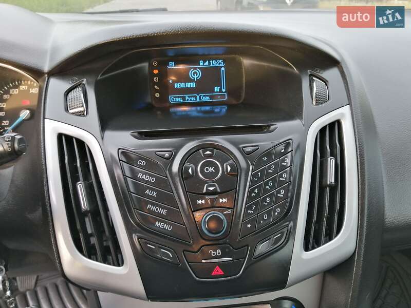 Хэтчбек Ford Focus 2013 в Ровно