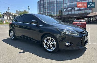 Хетчбек Ford Focus 2013 в 