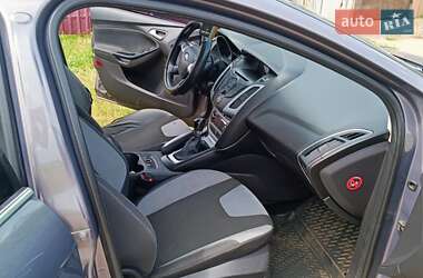 Седан Ford Focus 2012 в 