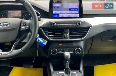 Хэтчбек Ford Focus 2020 в 