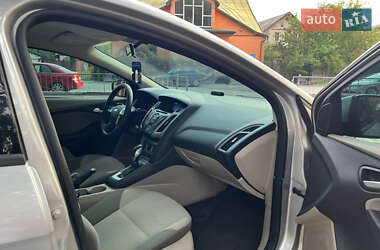 Седан Ford Focus 2013 в 