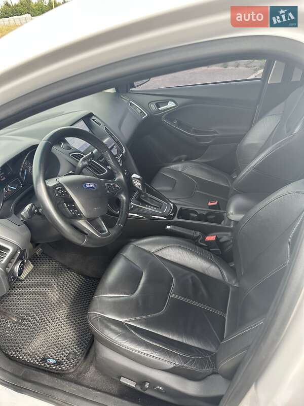 Седан Ford Focus 2016 в Києві