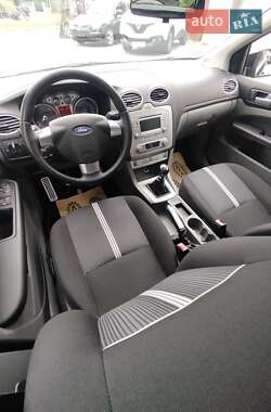 Универсал Ford Focus 2010 в 