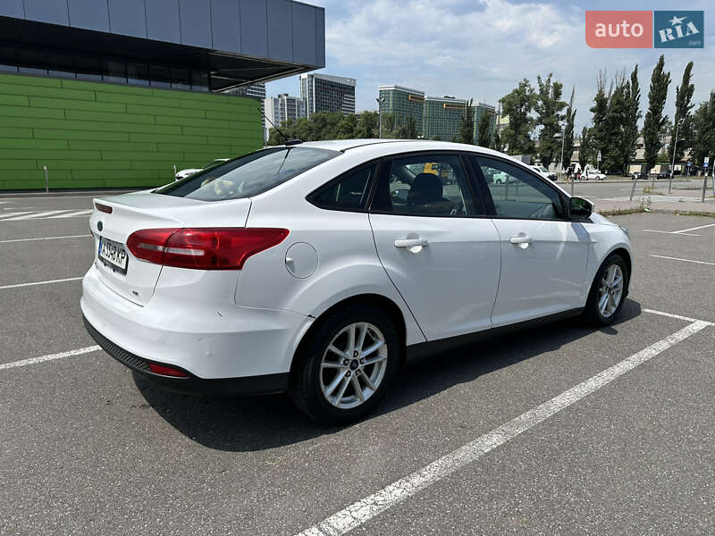 Седан Ford Focus 2016 в Києві