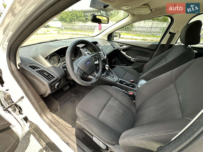 Седан Ford Focus 2016 в Києві