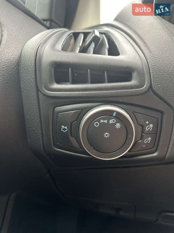 Седан Ford Focus 2018 в Житомире