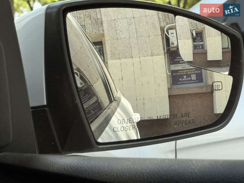 Хетчбек Ford Focus 2015 в Дніпрі