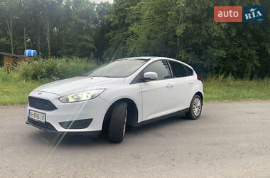 Хэтчбек Ford Focus 2016 в 