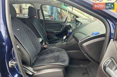 Седан Ford Focus 2017 в 