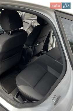 Хэтчбек Ford Focus 2013 в 