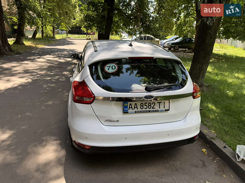 Хэтчбек Ford Focus 2017 в Киеве