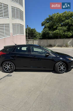 Хэтчбек Ford Focus 2017 в 
