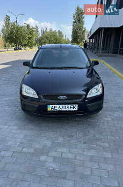 Хэтчбек Ford Focus 2007 в Каменском