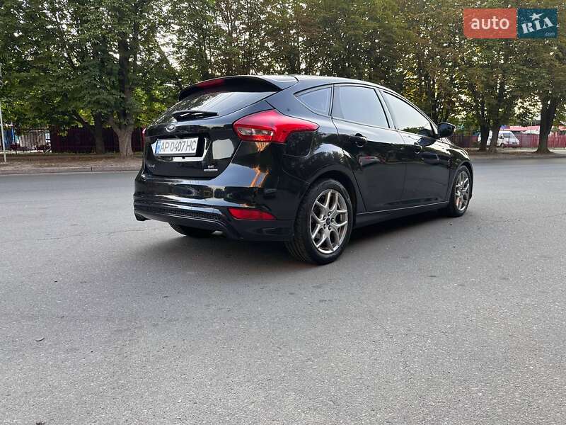 Хэтчбек Ford Focus 2015 в Полтаве