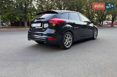 Хэтчбек Ford Focus 2015 в 