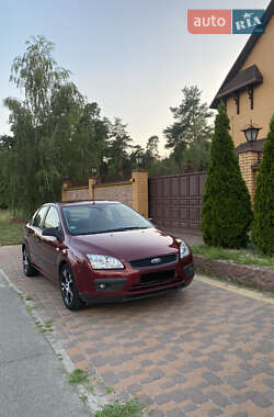 Седан Ford Focus 2005 в 