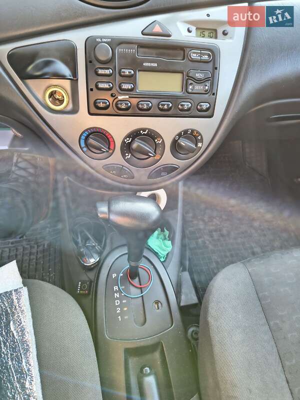 Седан Ford Focus 2003 в Пустомитах