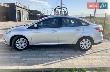 Седан Ford Focus 2014 в 