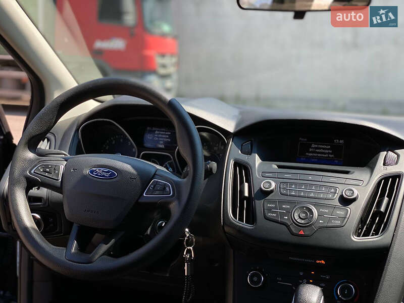 Седан Ford Focus 2016 в Києві