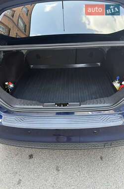 Седан Ford Focus 2012 в 