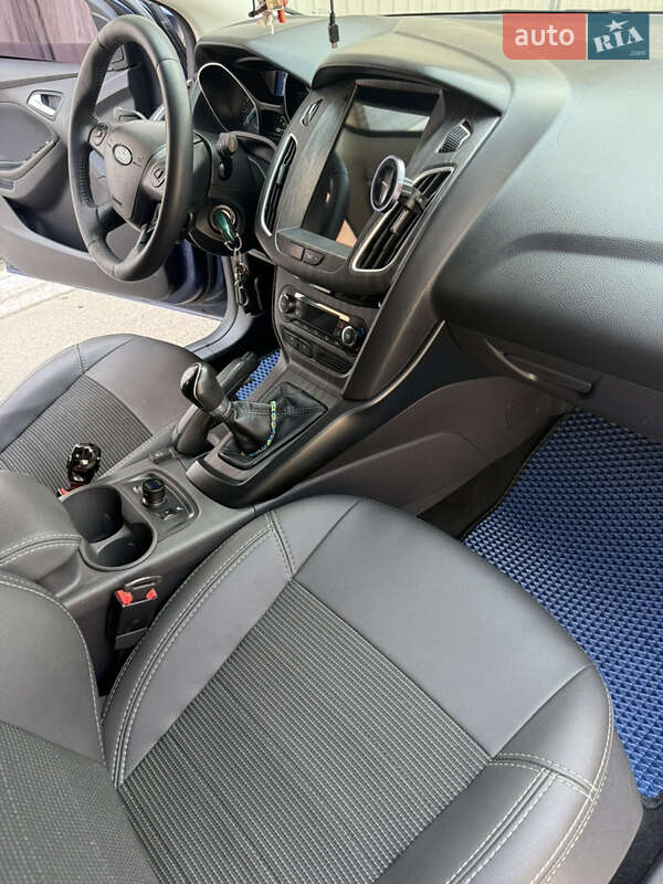 Седан Ford Focus 2012 в Днепре
