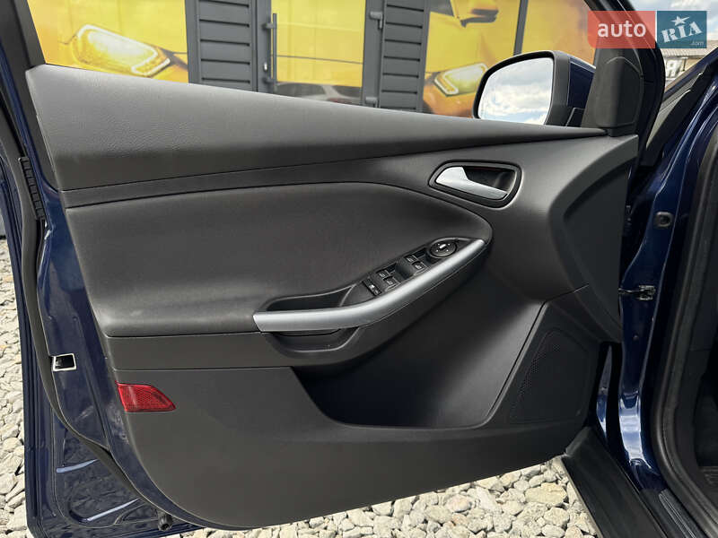 Хетчбек Ford Focus 2011 в Стрию