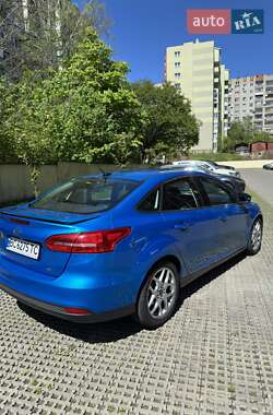 Седан Ford Focus 2015 в 