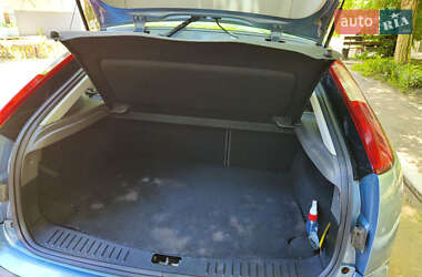 Хэтчбек Ford Focus 2007 в 
