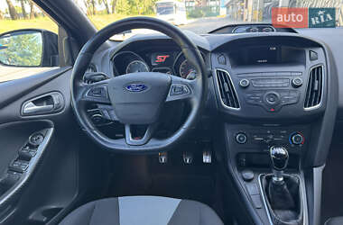 Хэтчбек Ford Focus 2018 в 
