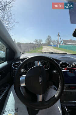 Хэтчбек Ford Focus 2008 в 
