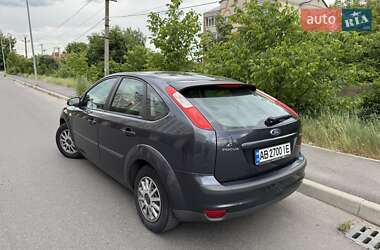 Хэтчбек Ford Focus 2007 в 