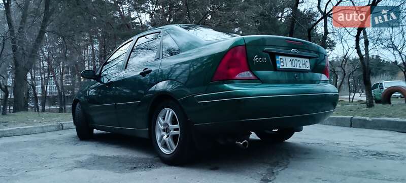 Седан Ford Focus 2000 в Горішніх Плавнях