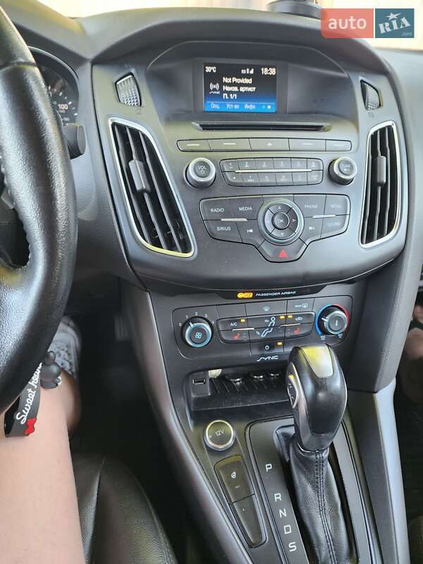 Седан Ford Focus 2015 в Чернігові фото 12 Седан Ford Focus 2015 в Чернігові