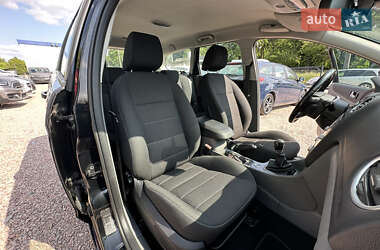 Универсал Ford Focus 2011 в 