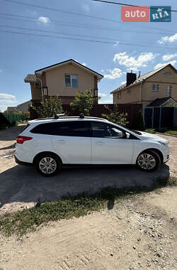 Универсал Ford Focus 2016 в 