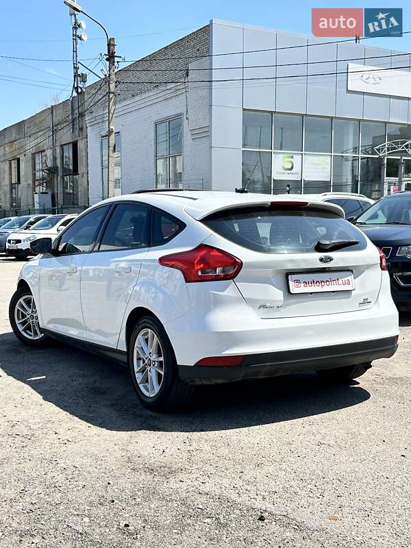 Хетчбек Ford Focus 2016 в Сумах