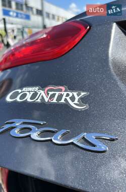 Седан Ford Focus 2015 в 