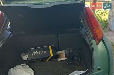 Хетчбек Ford Focus 1999 в 