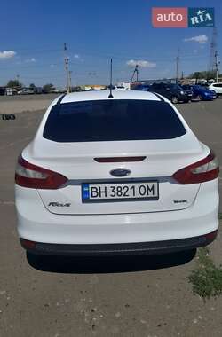Седан Ford Focus 2013 в 