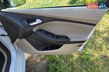 Седан Ford Focus 2016 в 