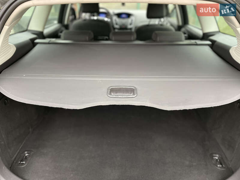 Универсал Ford Focus 2012 в Новояворовске